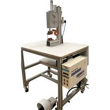 Spot welding machine